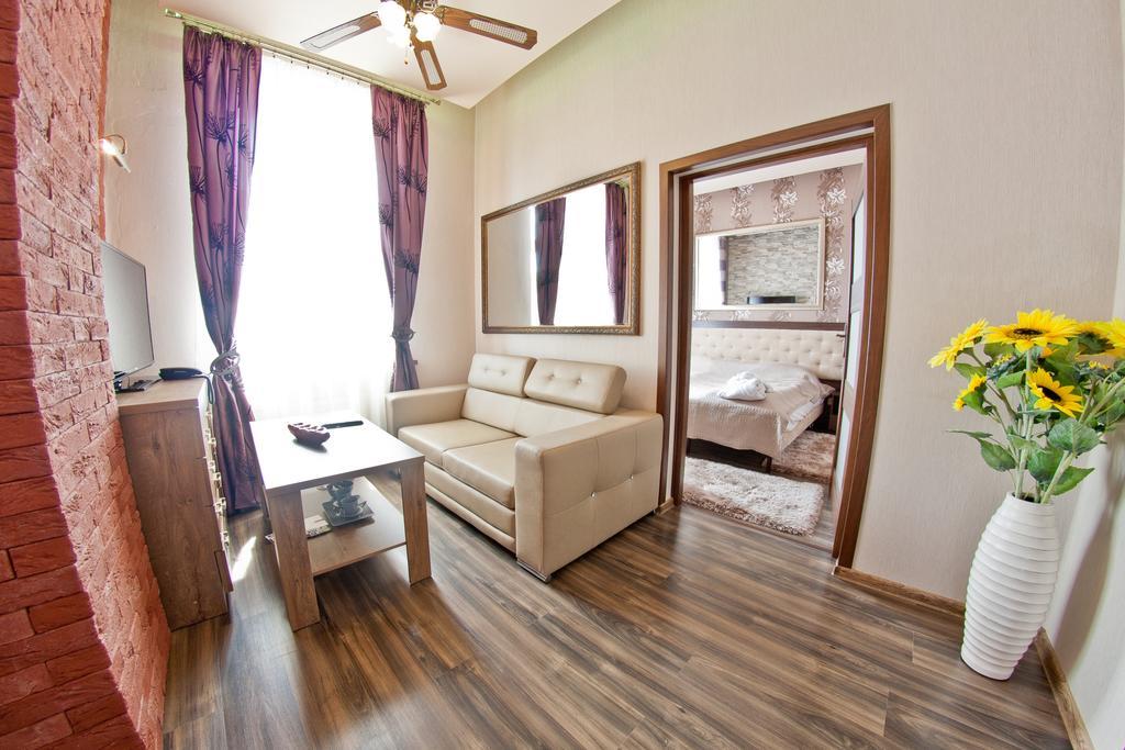 Palac Saturna Czeladź Quarto foto
